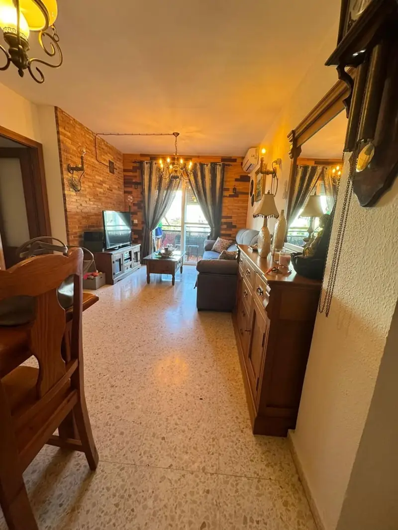 Piso en Venta en Medina Sidonia 77m2 3 Dormitorios Garaje Trastero VPO