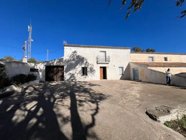 Venta Finca 5 Dormitorios Casabermeja