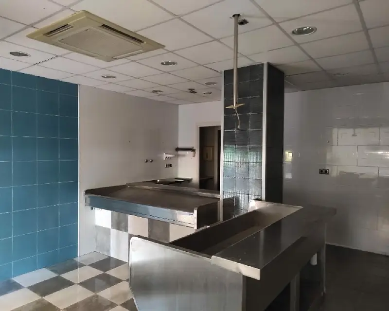 Local en Venta 84m2 Zaragoza Jean Paul Sartre