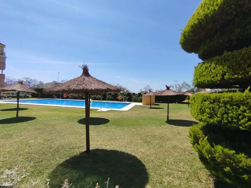 Alquiler Piso Málaga Ciudad Recinto Cerrado Piscina Garaje Opcional