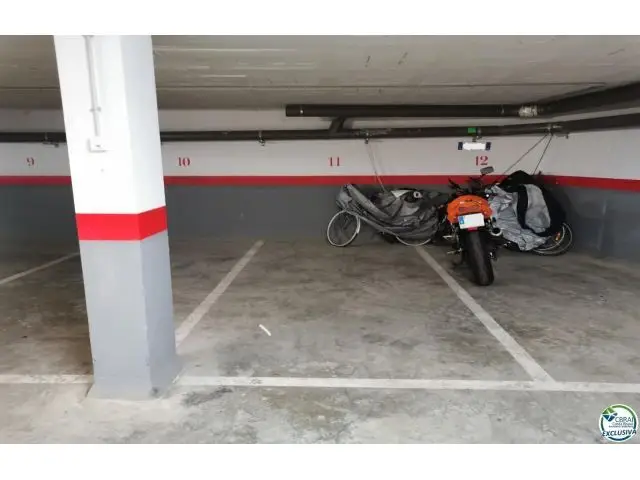 Garaje en Venta Llancà Girona 11m2