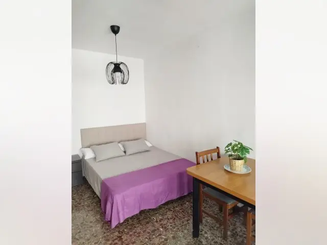 Habitacion Alquiler Murcia Wifi Baño Compartido Amueblada