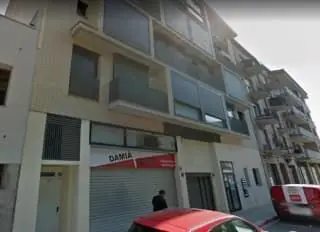 Garaje en venta en Girona calle Sant Isidre con ascensor