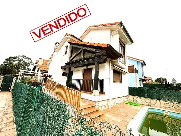 Casa en Soano cerca de Noja con piscina privada
