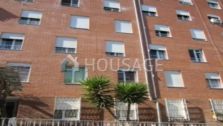 Piso en venta Terrassa 74m2 3 dormitorios 1 bano