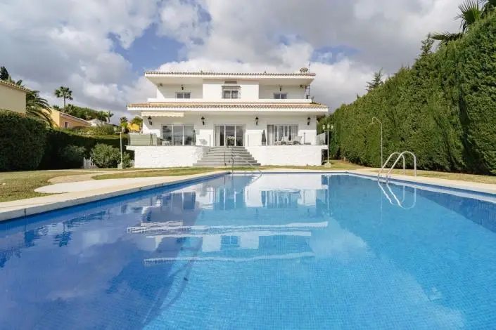 Villa de Lujo 6 Dormitorios Nagüeles Marbella