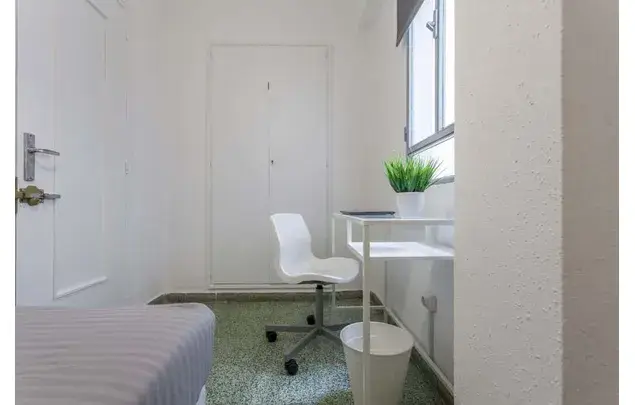 Habitaci
ón en Alfafar Alquiler a Corto Plazo
