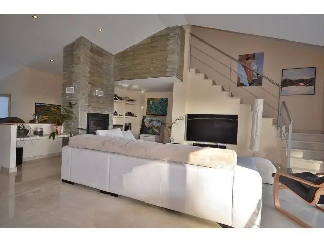 Villa en Albacete Gran Jardin Piscina 5 Habitaciones