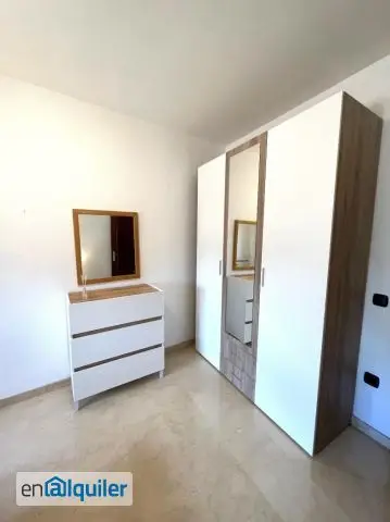 Piso en La Zubia 2 dormitorios Garaje Cerrado Reformado
