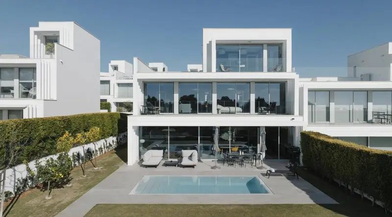Chalet en Sotogrande Alto 5 dormitorios con vistas al mar y golf