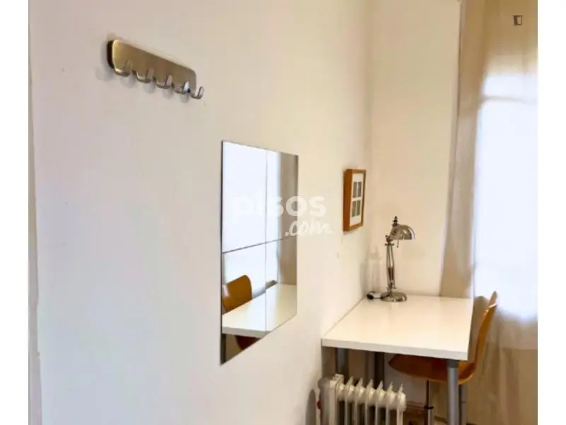 Habitacion Privada en Sants con Balcon - Ideal Estudiantes y Profesionales