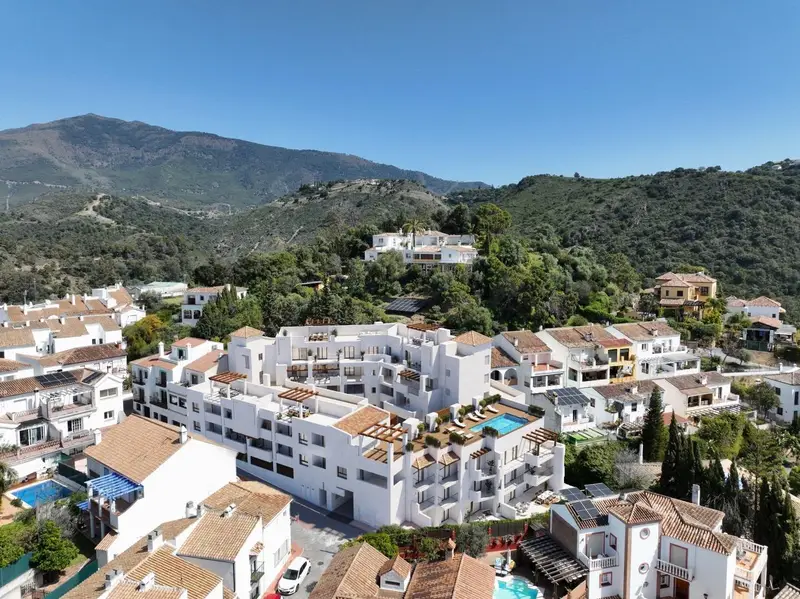 Apartamentos y Aticos de Lujo en Benahavís Costa del Sol