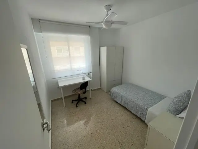 Habitacion Alquiler Murcia Estudiantes Profesionales
