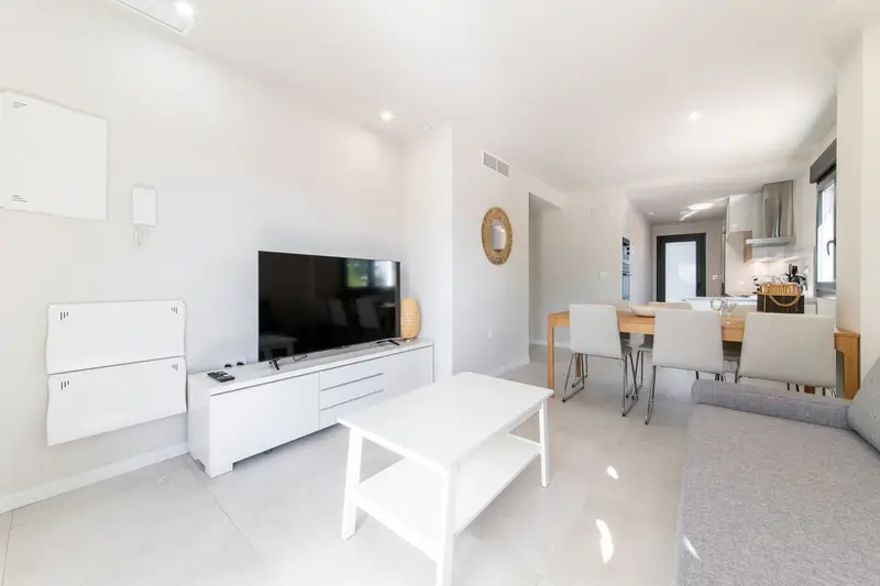 Apartamento 3 Dormitorios Mil Palmeras