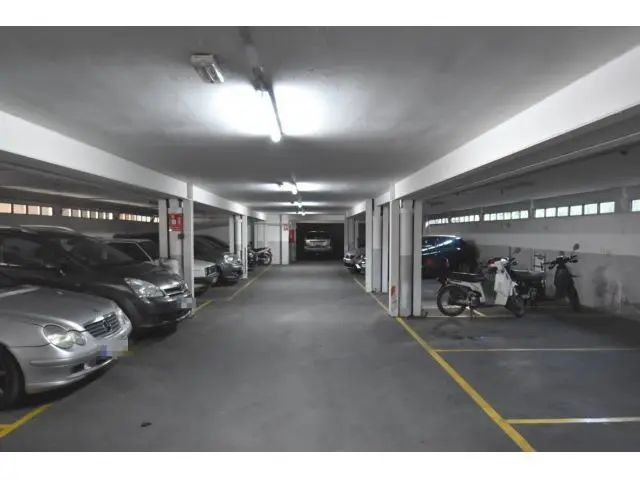 Plaza Parking Casco Antiguo Cerca Rambla