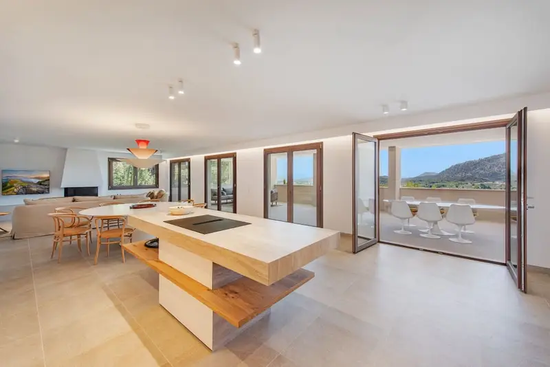 Villa de Lujo en Pollensa con Vistas Impresionantes
