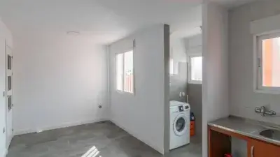 Piso Reformado en Albolote Cerca del Ayuntamiento