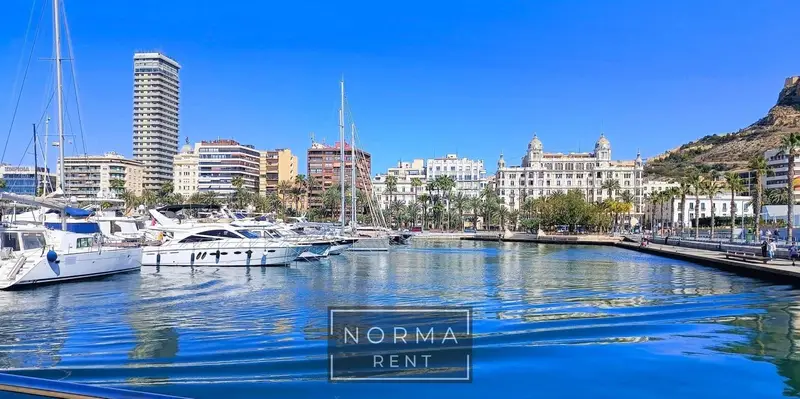 Apartamento de Lujo en Alquiler Alicante Explanada Vistas al Mar