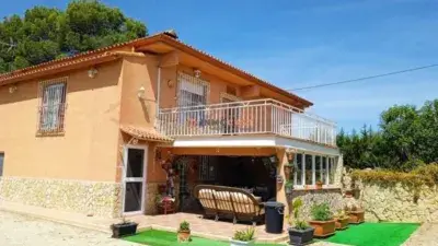 Chalet en Venta L Olleria Cerca Aielo Amueblado Piscina Barbacoa