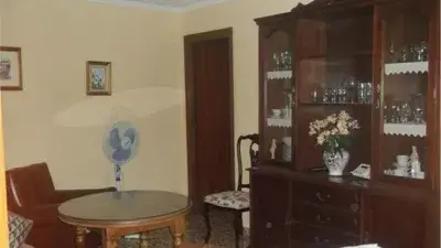 Vivienda amplia con local en Moron de la Frontera