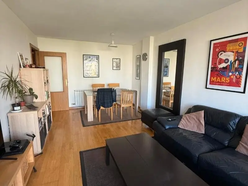 Piso en venta Barcelona 88m2 3 habitaciones 2 baños parking