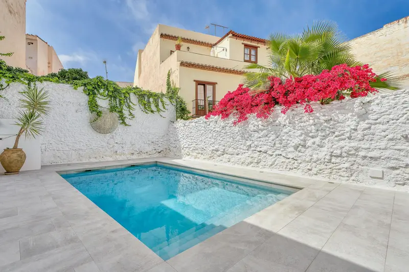 Piso de 1 Dormitorios alquiler Nerja, España