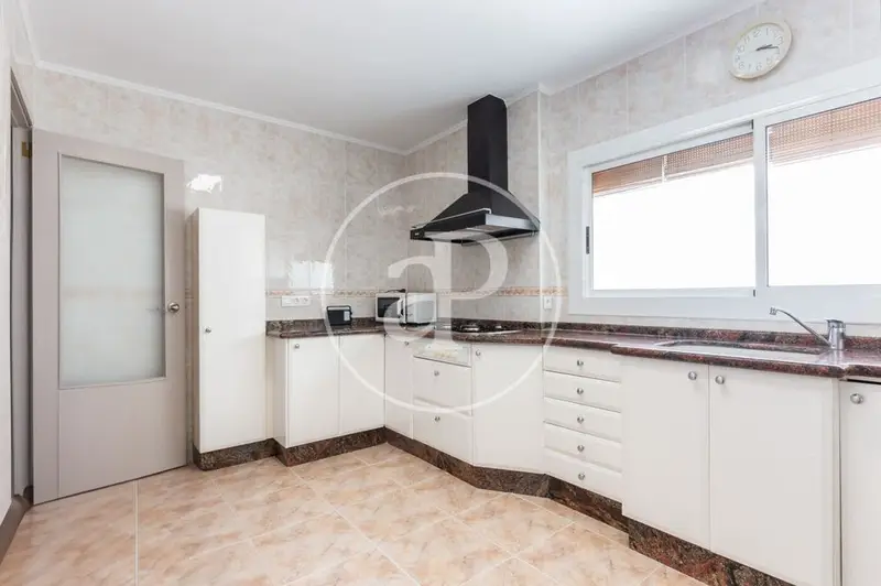 Piso en Arrancapins Valencia 150m2 4 dormitorios