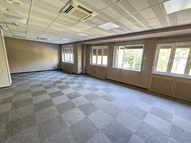 Venta Local Comercial Oviedo Centro Vistas