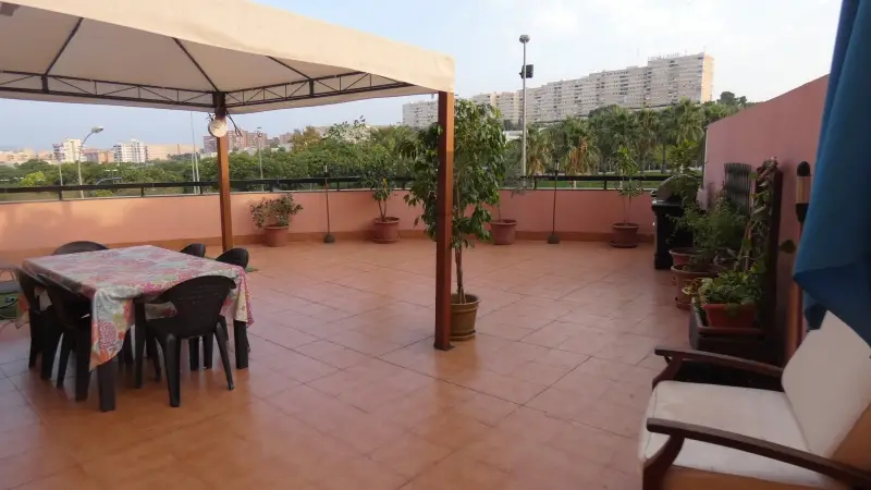 Piso en venta Gran Via Alicante con garaje y dos terrazas