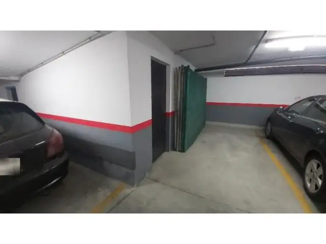 Parking en Venta en Huelva con Trasteros