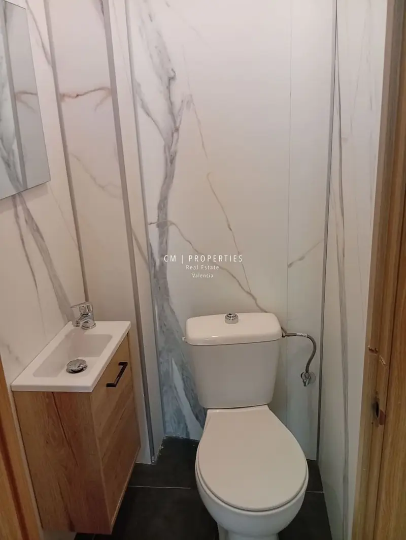 Piso en Venta en El Grau Valencia 4 Dormitorios 2 Banos Reformado