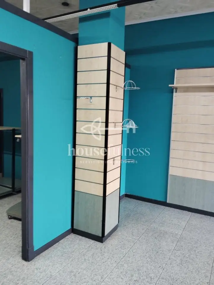 Local Comercial 170m2 Santa Cecilia Narón