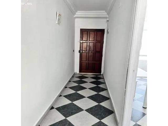 Piso Estudiantes Huelva 3 Dormitorios Amueblado Aire Acondicionado
