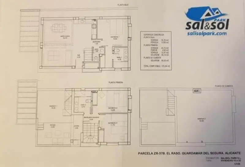 Villa en El Raso con Piscina y Aparcamiento