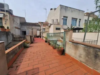 Casa Sabadell Centro 140m2 5 habitaciones 2 banos