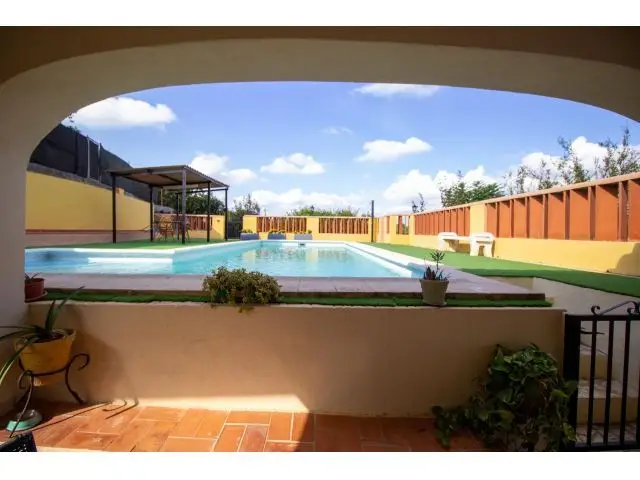 Chalet con encanto en Villanueva de Castellón