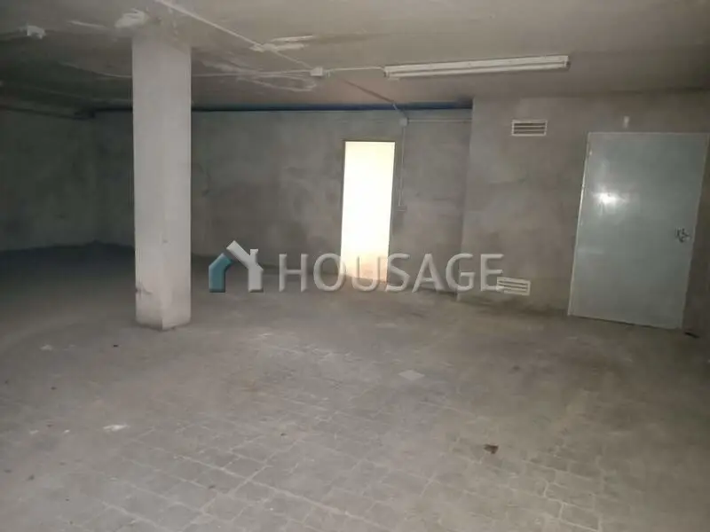 Casa en venta 357m2 3 plantas jardin garaje varias habitaciones
