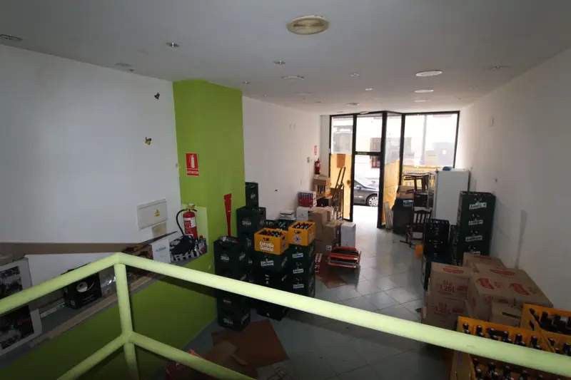 Venta Local Comercial Oviedo El Milan Cerca Facultades