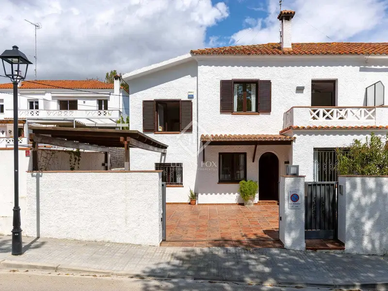 Chalet en venta Sant Vicenç de Montalt 171m² 4 habitaciones