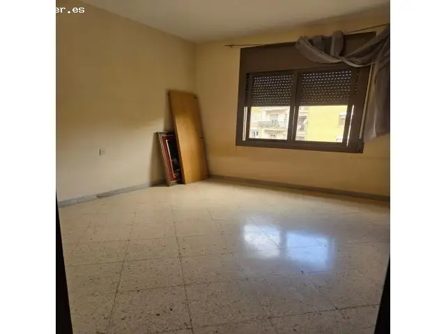 Piso Luminoso en Venta Can Anglada Terrassa 106m2 Balcon