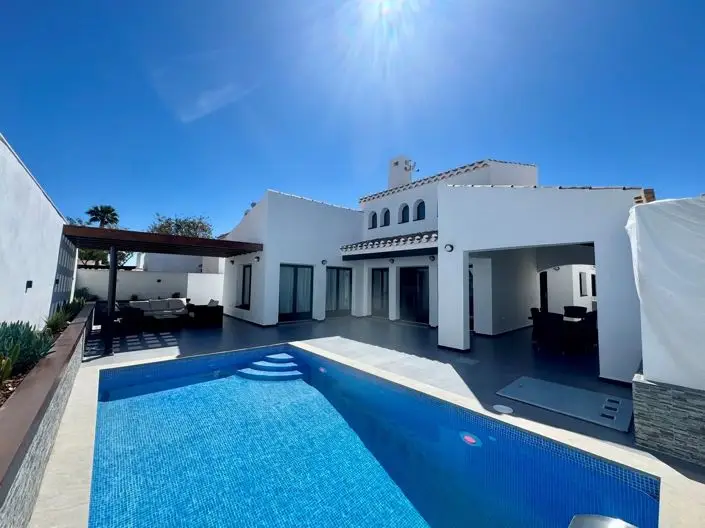 Villa 3 Dormitorios El Valle Golf Resort Murcia