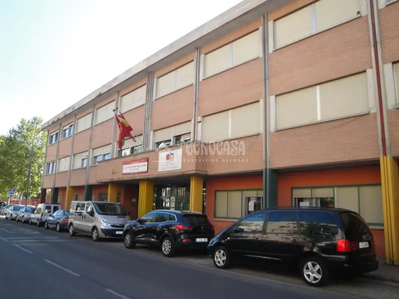 Piso en venta Getafe Juan de la Cierva 3 dormitorios terraza reformado