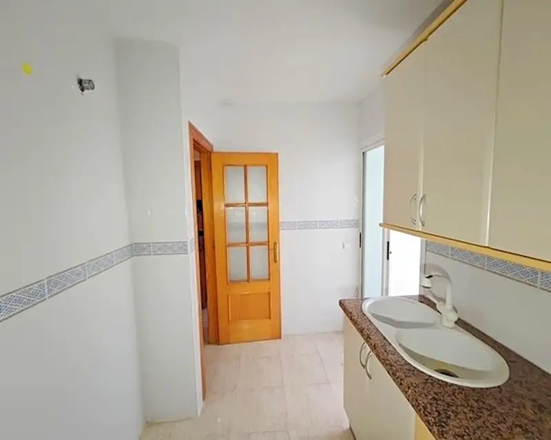 Piso 102 m² 3 habitaciones Adra