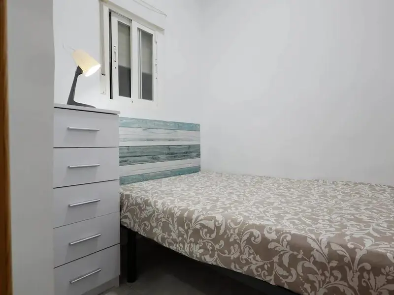 Apartamento en Alquiler Madrid 1 Dormitorio 1 Ba
ario