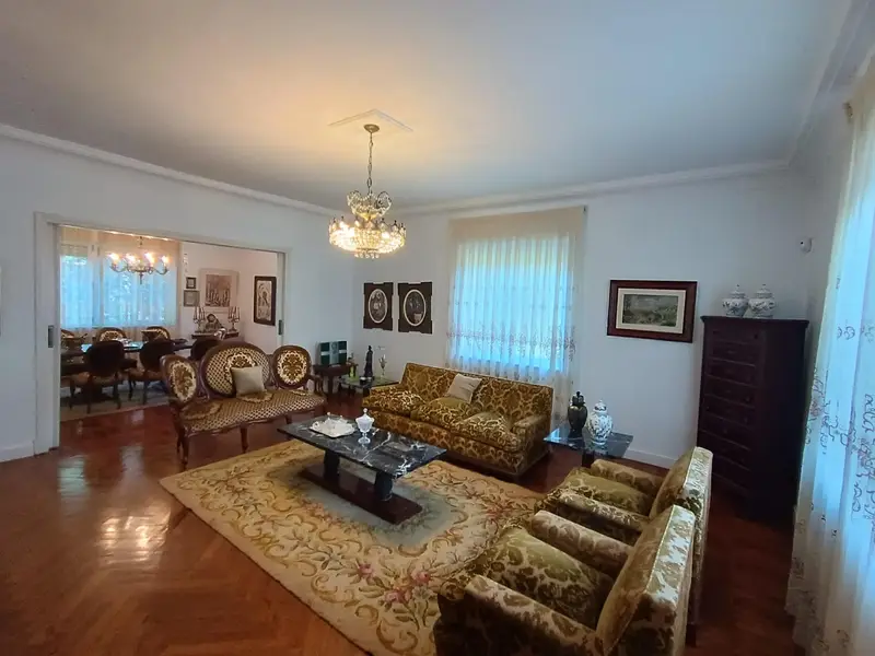 Venta Casa 5 Habitaciones Torrelavega