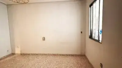 Piso en venta en el centro de Linares 5 dormitorios 2 baños