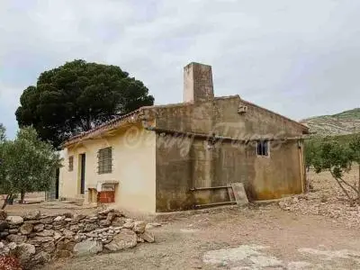 Casa de Campo en Caudete Albacete para Reformar