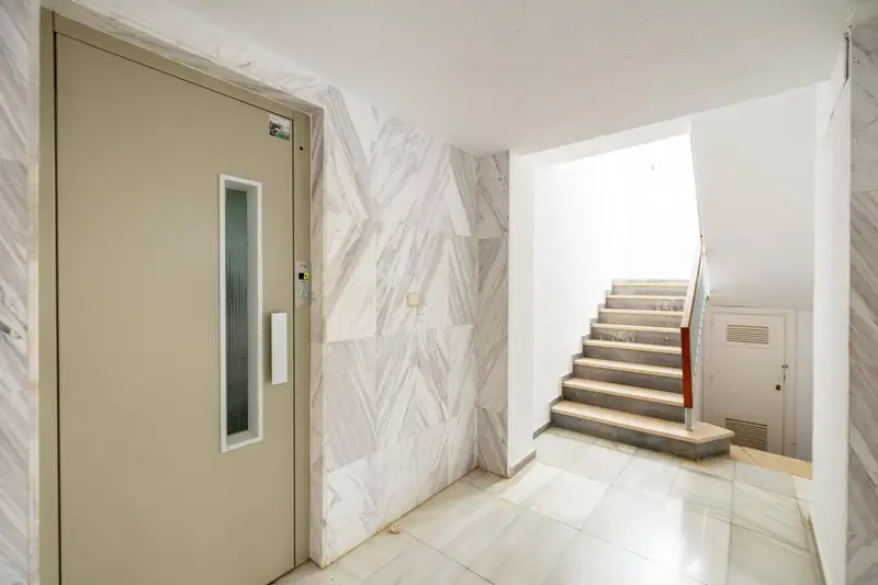 Venta Piso 2 Habitaciones Calahonda Maravillosa Terraza Frente al Mar