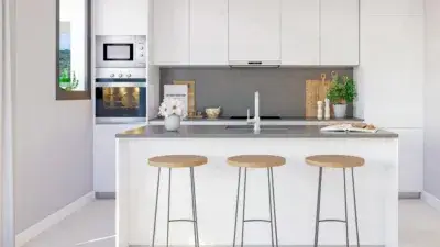 Apartamento en Casares Costa 3 dormitorios 2 banos terraza privada