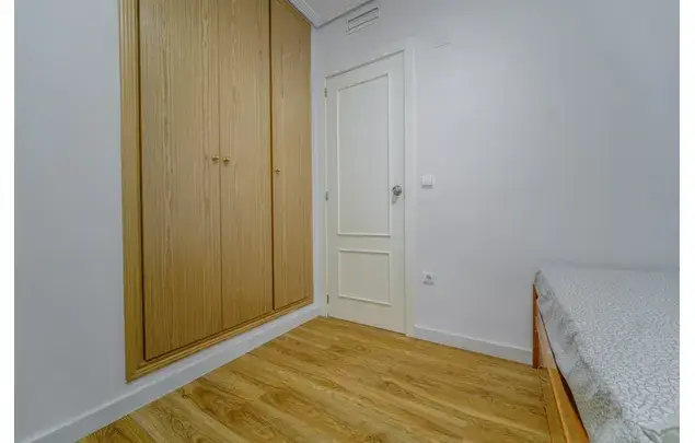 Alquiler Apartamento 3 Dormitorios Valencia Centro